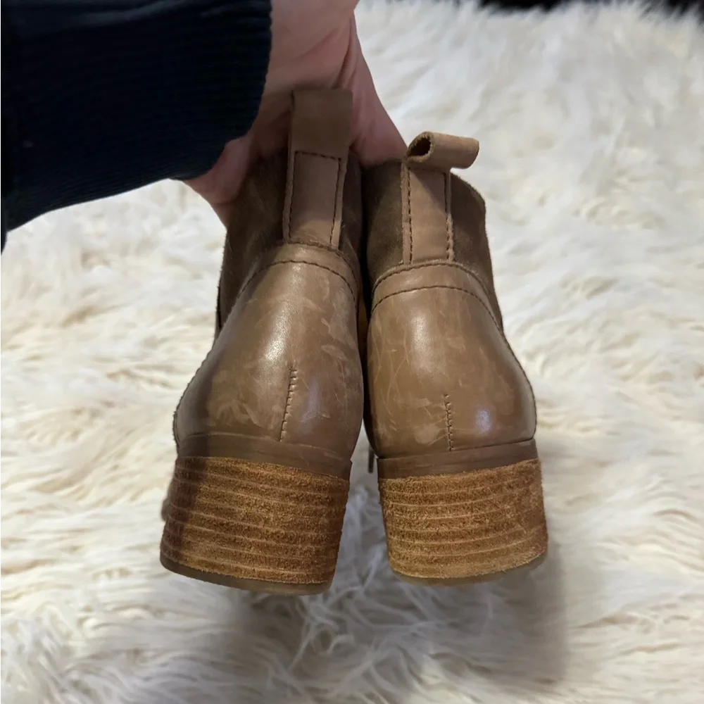Korks Thyone Leather Ankle Booties Size 7.5 brown heeled boots - Picture 3 of 11